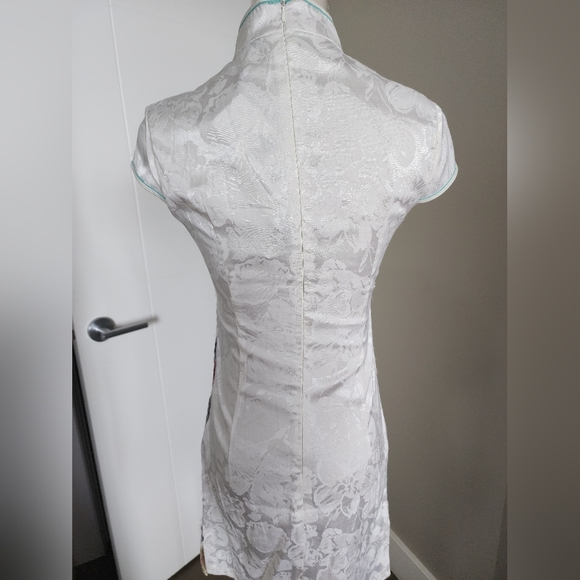 Chinese Traditional QiPao, short length - Picture 4 of 10